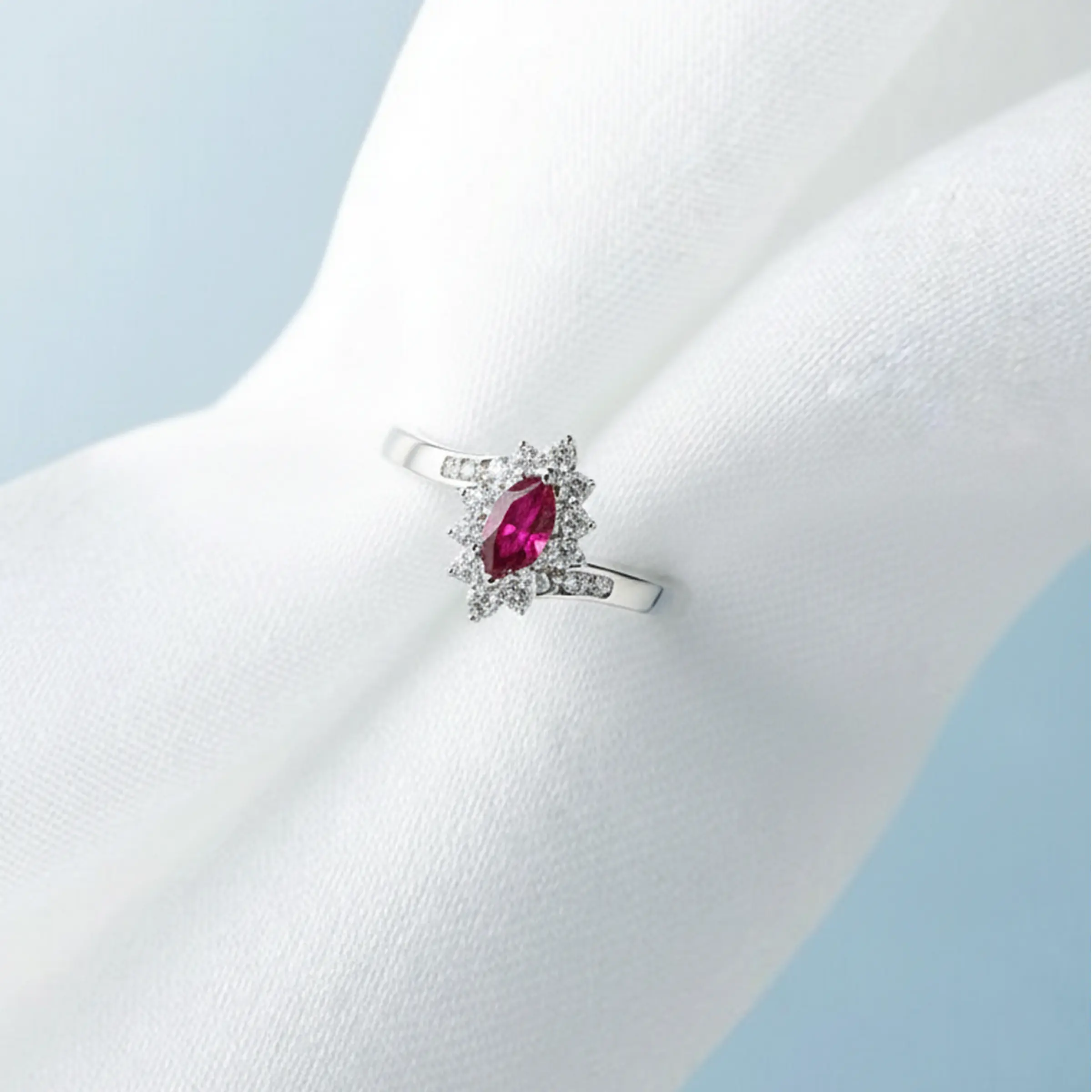 Rose Garnet Quiet Rain Silver Ring