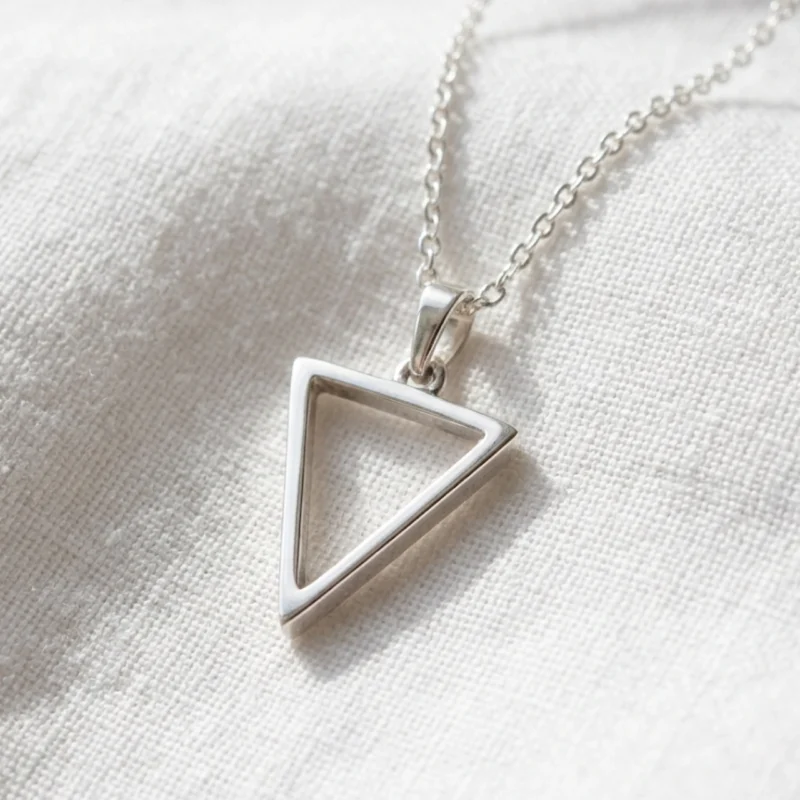 Bold Silver Edge Necklace
